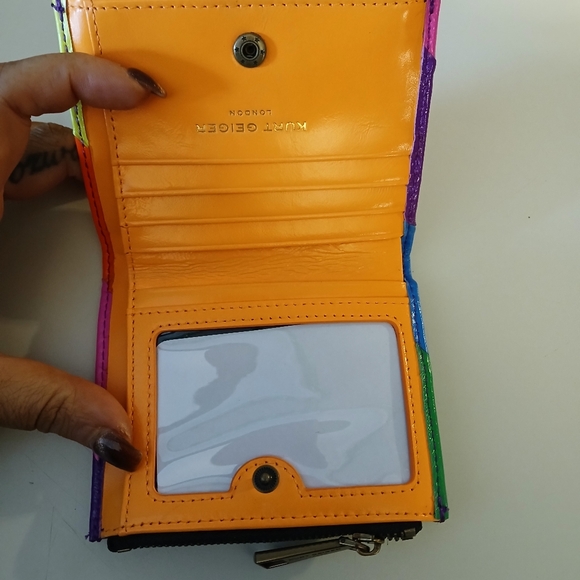 Kurt Geiger NWT Rainbow Snap Compact Wallet In Box - Picture 9 of 9